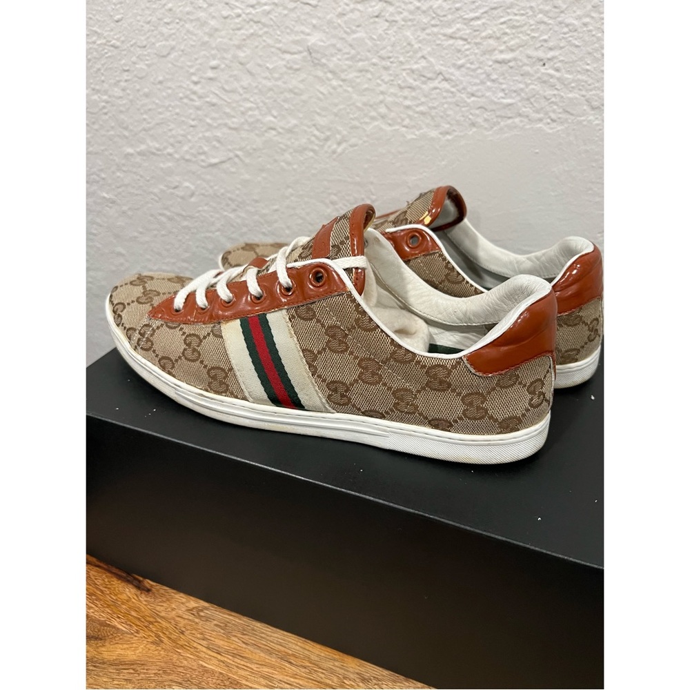 Gucci Logo Print Sneakers